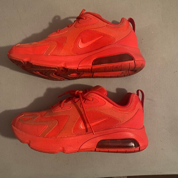 Nike Shoes - Nike Women's Air Max 200 in University Red / University Red US 8